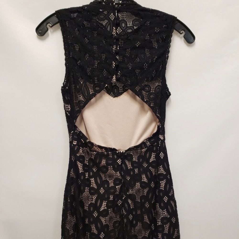 Forever 21 Black lace overlay mini dress size S - Picture 3 of 10
